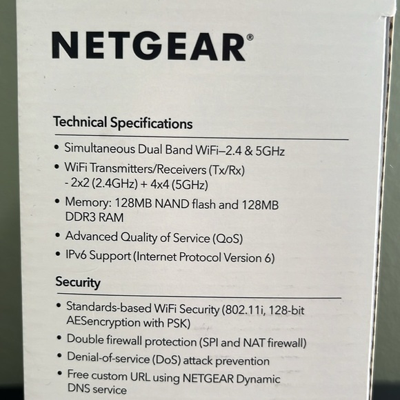 NetGear WiFi Router - Picture 7 of 8